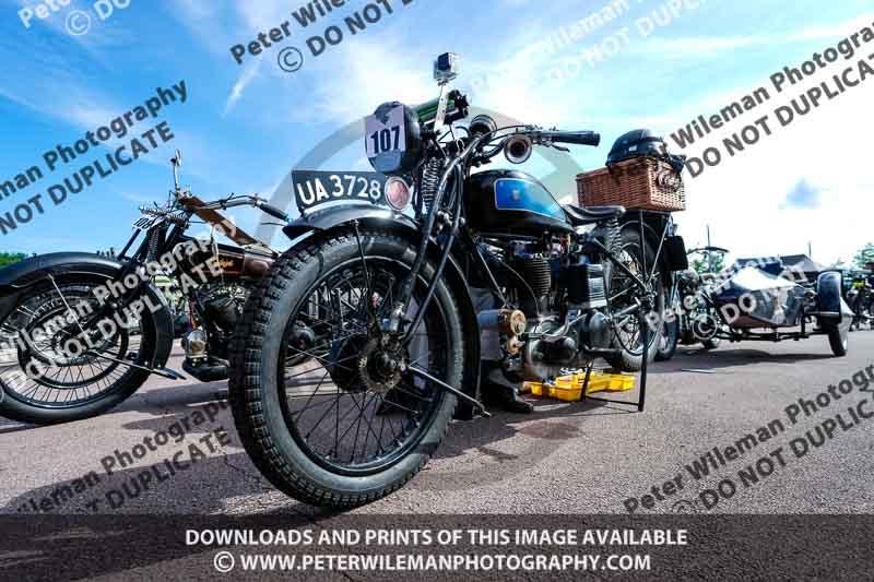 Vintage motorcycle club;eventdigitalimages;no limits trackdays;peter wileman photography;vintage motocycles;vmcc banbury run photographs